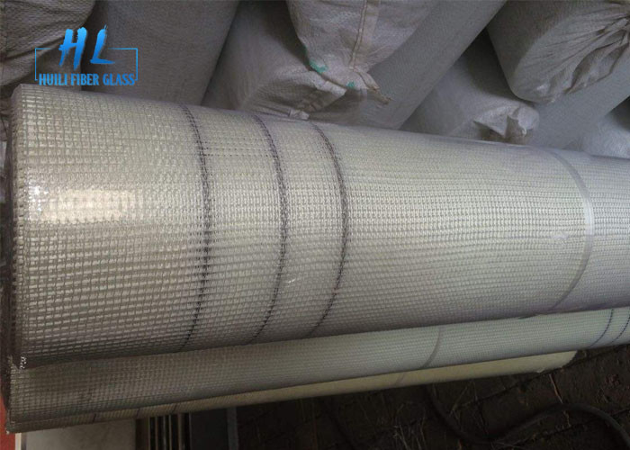 Çatı Kaplaması Fiberglas Mesh 5 * 5mm 145g / M2 İyi Kararlılığa Sahip İyi Lateks Tutkal