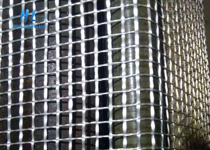 Çekim Gücü 800N Fiberglass Mesh Netting Glass Fiber Screen Rolls Coated In White And Blue