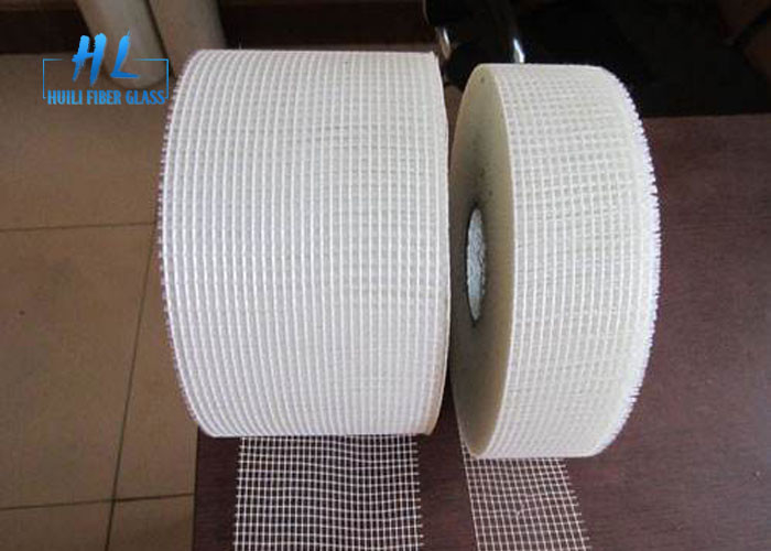 Yapıştırıcı C % 30 yapıştırıcı içeriği ile cam lif bantı Ücretsiz örnek Tek yapıştırıcı tarafı sağlandı