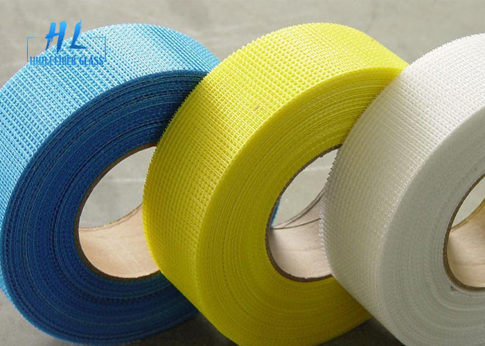 60-65g/m2 Plain Woven Fiberglass Tape 500°C Sıcaklığa dayanıklı yapıştırıcı lateks yapıştırıcı 50m Uzunluk