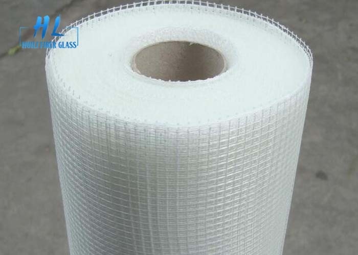 90g Fiberglas Netleştirme Mesh 5 * 5mm 1m * 50m Cephe Sistemi İçin Kolay Taşınır
