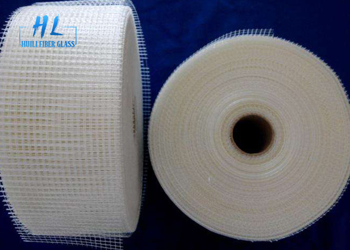 Plain Woven Fiberglass Self Adhesive Mesh Tape 60g - 65g/m2 500°C'ye kadar ısıya dayanıklı
