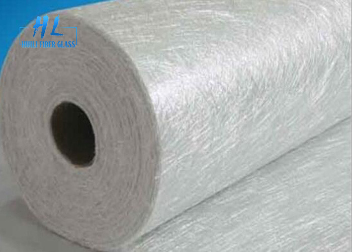 Doğrudan Yürüyen E Cam Cam Fiberglass Parçalanmış Strand Mat Roll 76mm Çekirdek Diametresi Beyaz Renkli